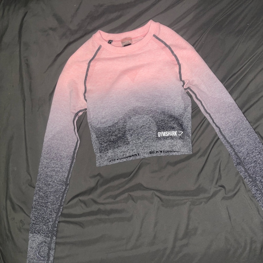 NWOT Gymshark ombré pink/grey seamless crop